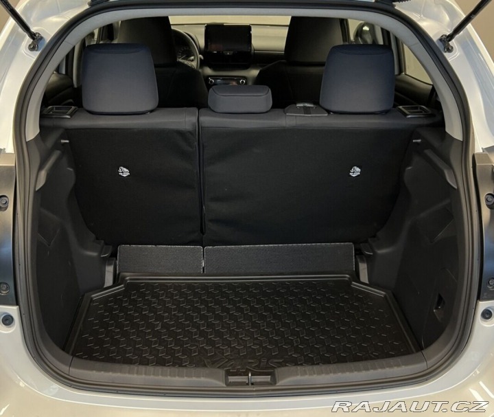Toyota Yaris 1,5 Hybrid AT Comfort 2025