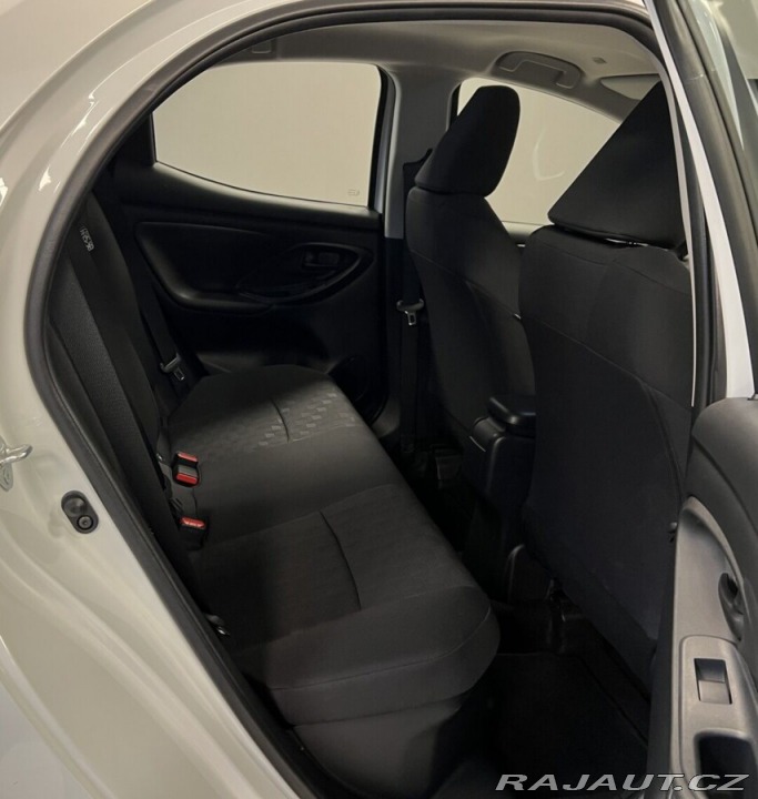 Toyota Yaris 1,5 Hybrid AT Comfort 2025