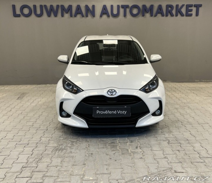Toyota Yaris 1,5 Hybrid AT Comfort 2025