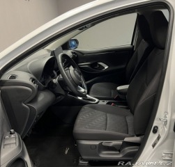 Toyota Yaris 1,5 Hybrid AT Comfort 2025