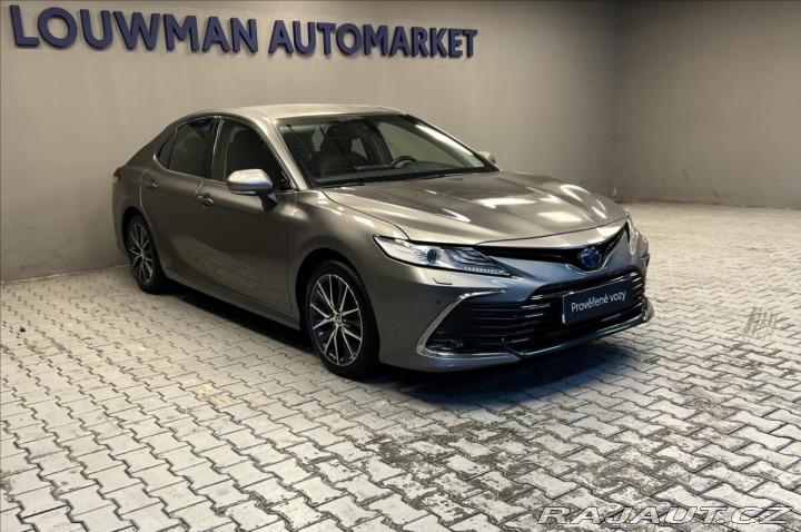 Toyota Camry 2,5 Hybrid AT EXECUTIVE 2022