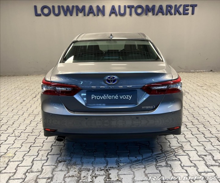 Toyota Camry 2,5 Hybrid AT EXECUTIVE 2022