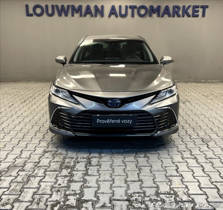 Toyota Camry 2,5 Hybrid AT EXECUTIVE 2022