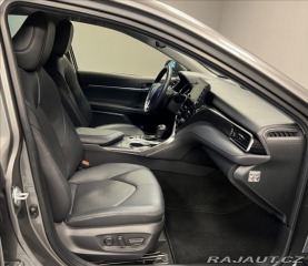 Toyota Camry 2,5 Hybrid AT EXECUTIVE 2022