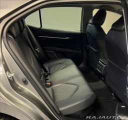 Toyota Camry 2,5 Hybrid AT EXECUTIVE 2022