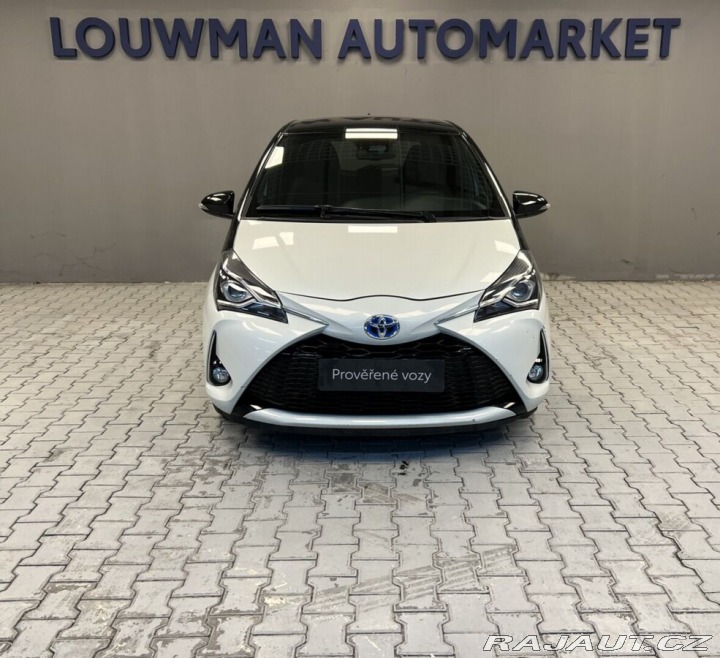 Toyota Yaris Hybrid AT Selection Smart 2018