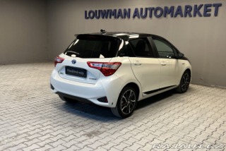 Toyota Yaris Hybrid AT Selection Smart 2018