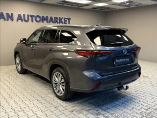Toyota Highlander 2,5 Hybrid AT PRESTIGE AW 2022