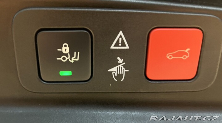 Peugeot 5008 1.5 AT ALLURE BlueHDi 130 2020