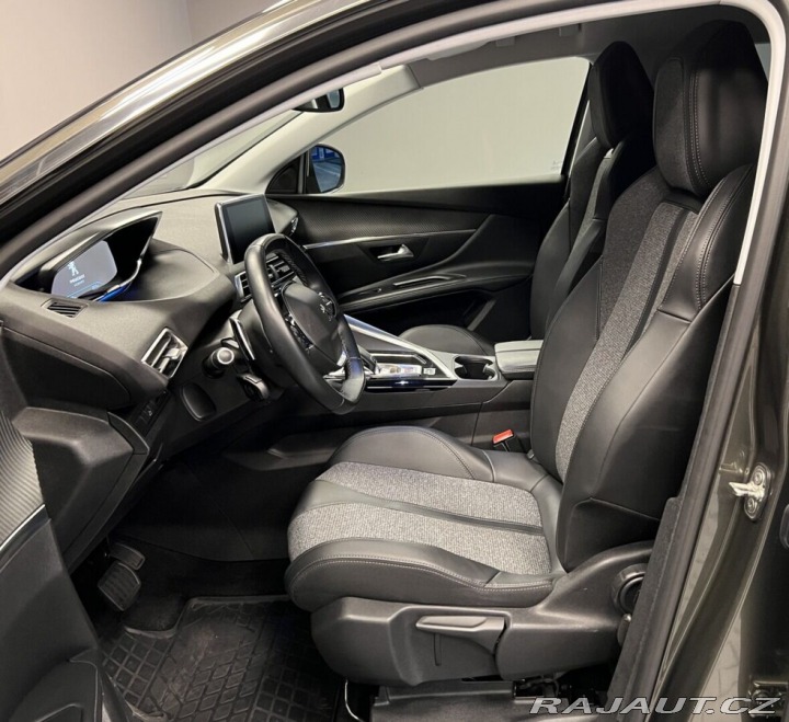 Peugeot 5008 1.5 AT ALLURE BlueHDi 130 2020