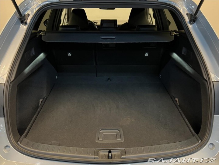 Toyota Corolla 1,8 TS COMFORT STYLE TECH 2021
