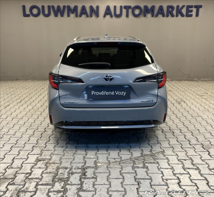 Toyota Corolla 1,8 TS COMFORT STYLE TECH 2021