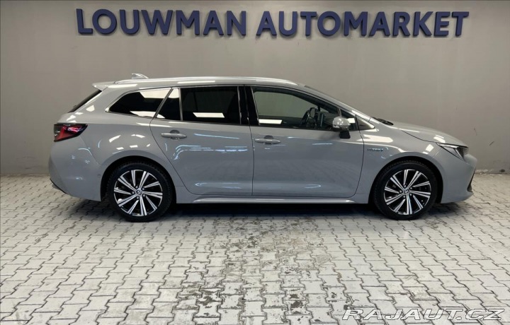 Toyota Corolla 1,8 TS COMFORT STYLE TECH 2021