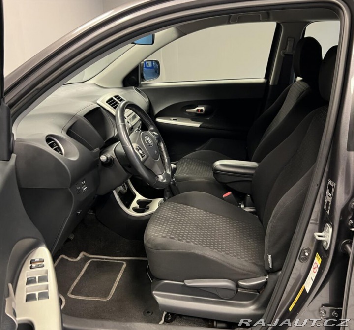 Toyota Urban Cruiser 1,3 2010