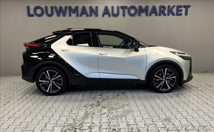Toyota C-HR 2,0 HEV AWD EXECUTIVE PRE 2025