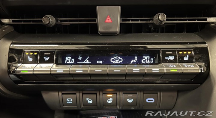 Toyota C-HR 2,0 HEV AWD EXECUTIVE PRE 2025