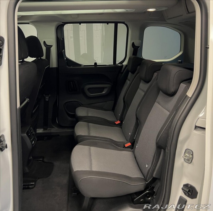 Toyota ProAce City Verso 1,5 D 8AT FAMILY L1 2022