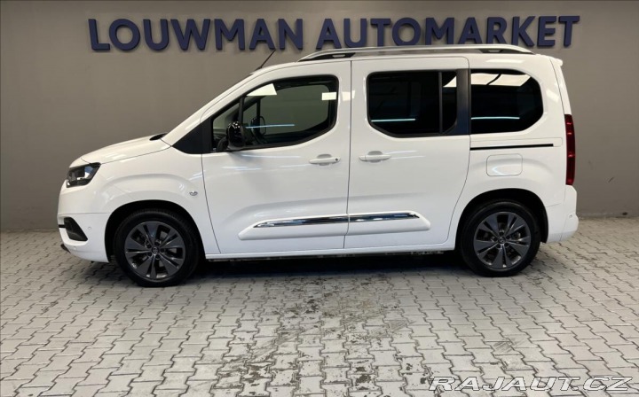 Toyota ProAce City Verso 1,5 D 8AT FAMILY L1 2022