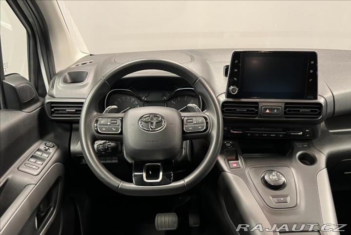 Toyota ProAce City Verso 1,5 D 8AT FAMILY L1 2022