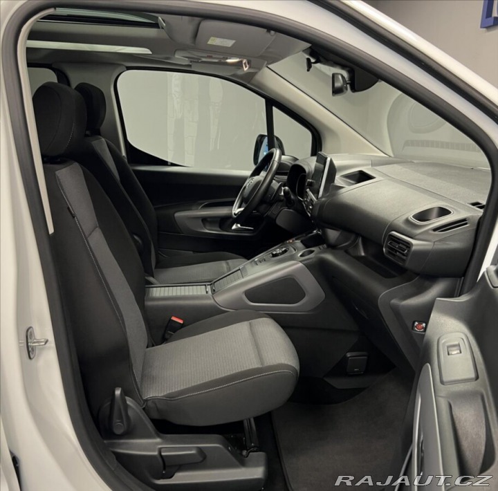 Toyota ProAce City Verso 1,5 D 8AT FAMILY L1 2022