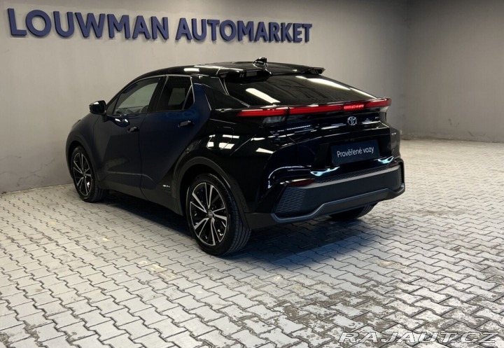 Toyota C-HR 2,0 HYBRID AT AWD EXECUTI 2025
