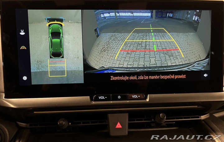 Toyota C-HR 2,0 HYBRID AT AWD EXECUTI 2025