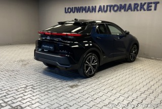 Toyota C-HR 2,0 HYBRID AT AWD EXECUTI 2025
