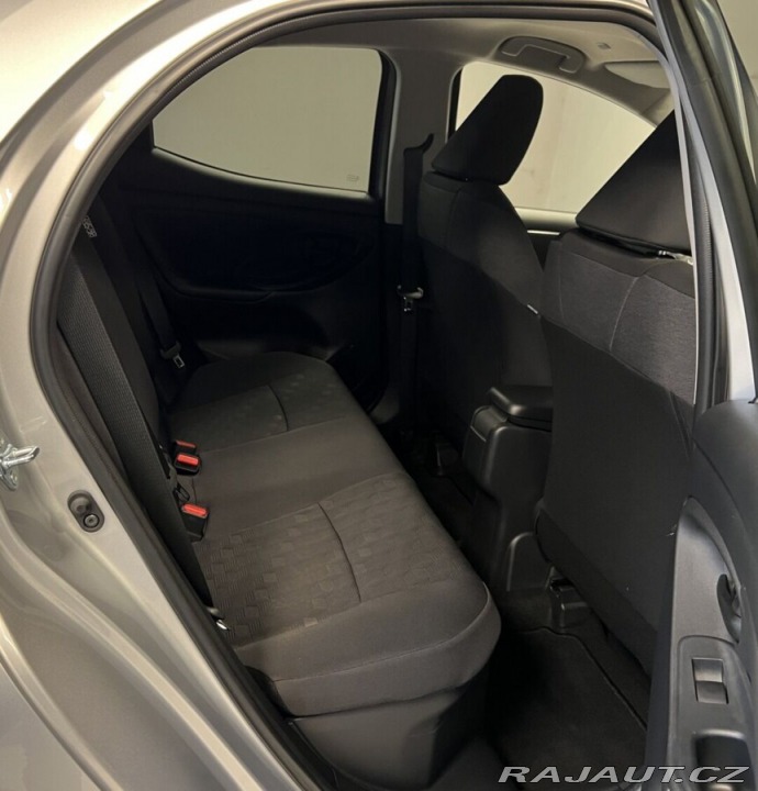 Toyota Yaris Hybrid e-CVT Style 2025