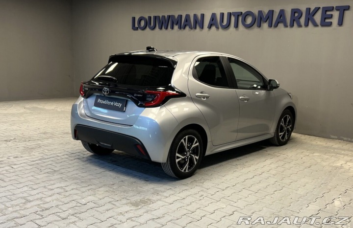 Toyota Yaris Hybrid e-CVT Style 2025