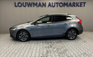 Volvo V40 2,0 AT CROSS COUNTRY 2018