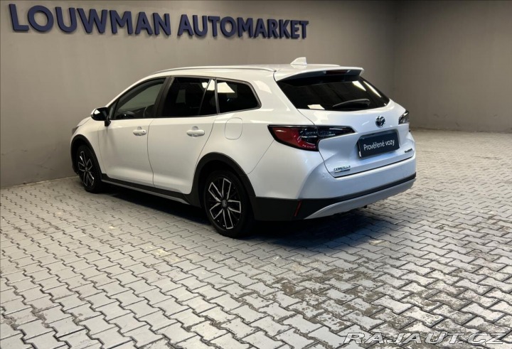 Toyota Corolla 1,8 Hybrid AT TREK  COMBI 2023