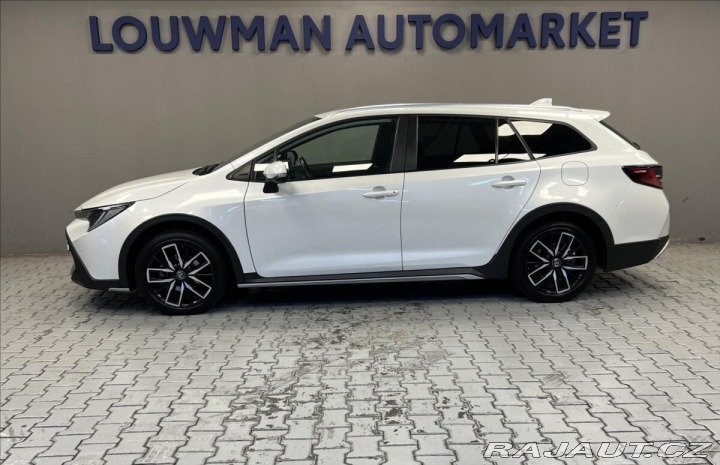 Toyota Corolla 1,8 Hybrid AT TREK  COMBI 2023