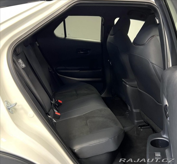Toyota C-HR 2,0 PHEV GR SPORT VIP 2025