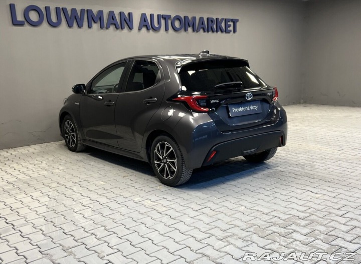 Toyota Yaris 1.5 Hybrid AT COMFORT STY 2020