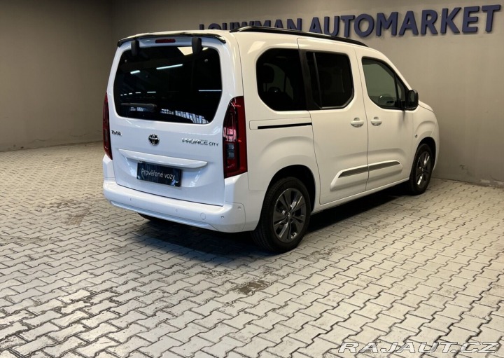 Toyota ProAce City Verso 1,5 8AT FAMILY L1 PANO 2024