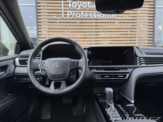 Toyota Camry 2,5 EXECUTIVE 2024
