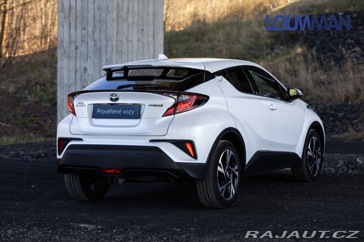 Toyota C-HR 1,8 AT STYLE 2023