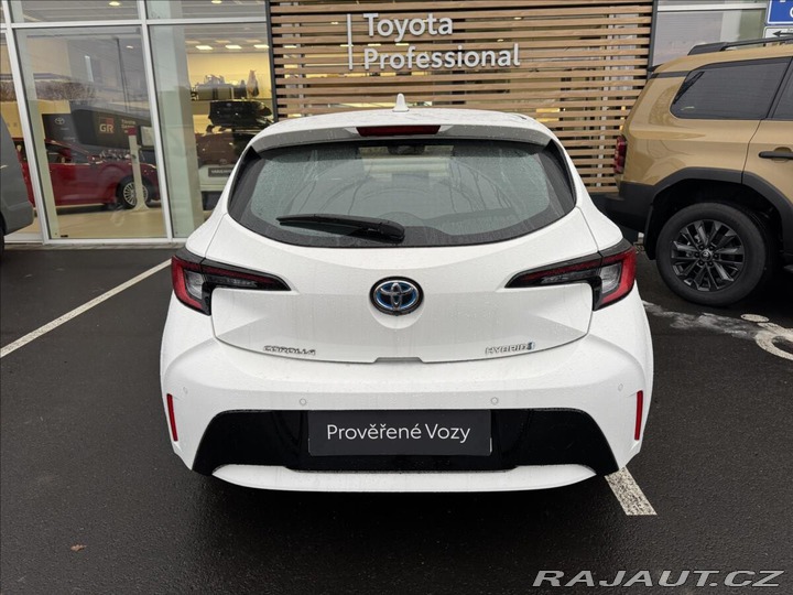 Toyota Corolla 1,8 HB AT COMFORT TECH 2024