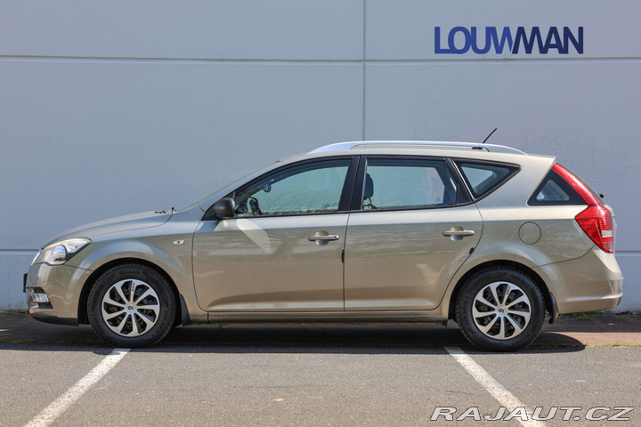 Kia Ceed  2012
