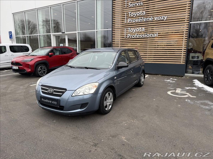 Kia Ceed 1,4 2009