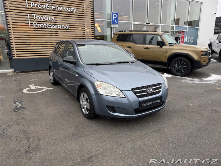Kia Ceed 1,4 2009