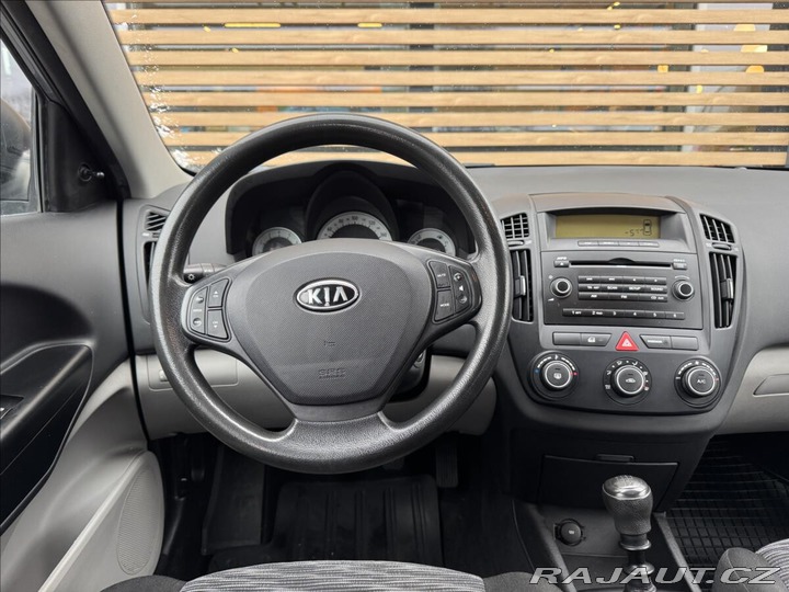 Kia Ceed 1,4 2009