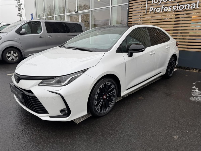 Toyota Corolla 1,8 GR SPORT DYNAMIC
