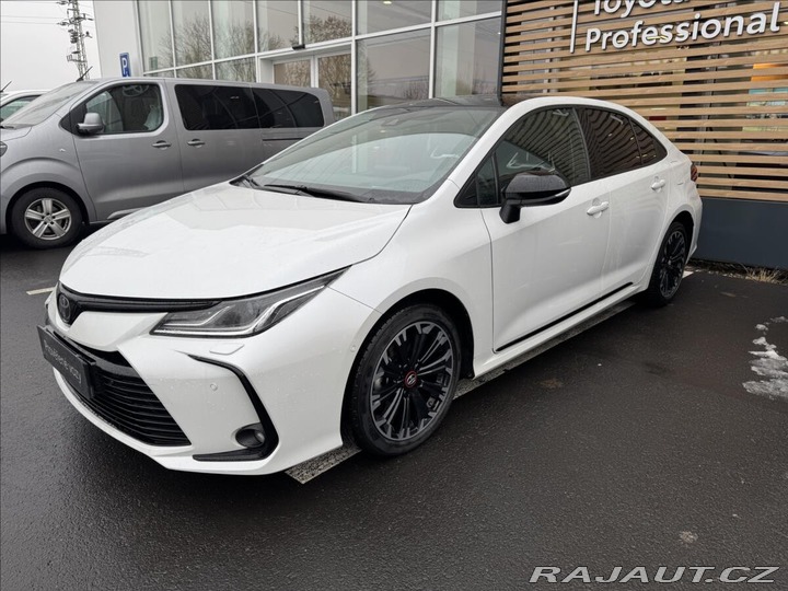 Toyota Corolla 1,8 GR SPORT DYNAMIC 2024