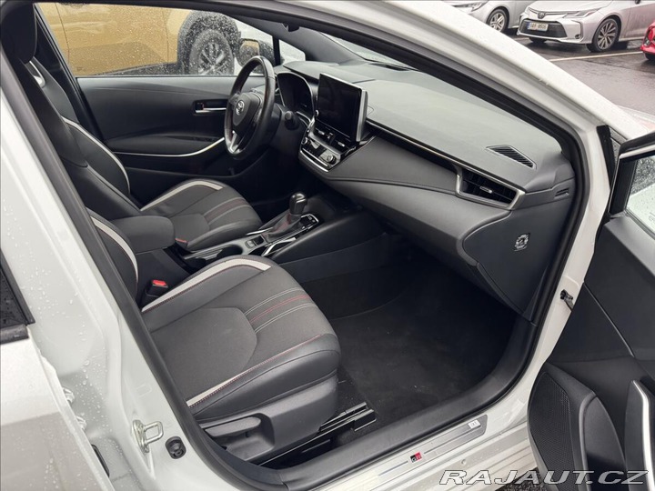 Toyota Corolla 1,8 GR SPORT DYNAMIC 2024