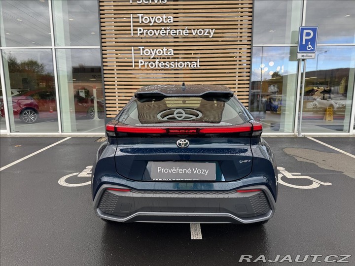 Toyota C-HR 1,8 AT COMFORT 2025