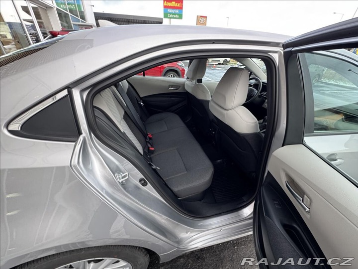 Toyota Corolla 1,8 COMFORT TECH 2024