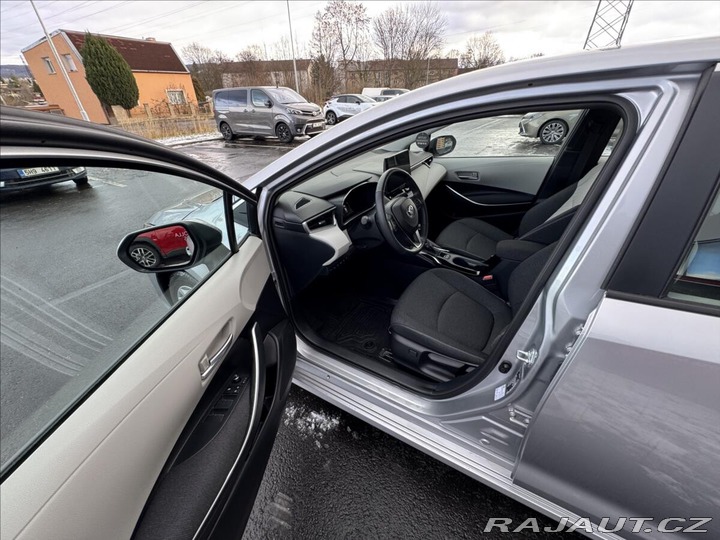 Toyota Corolla 1,8 COMFORT TECH 2024