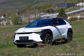 Toyota bZ4X BEV EXECUTIVE AWD 2025