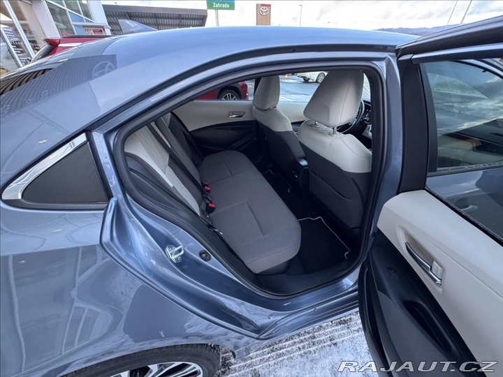 Toyota Corolla 1,8 STYLE TECH 2020
